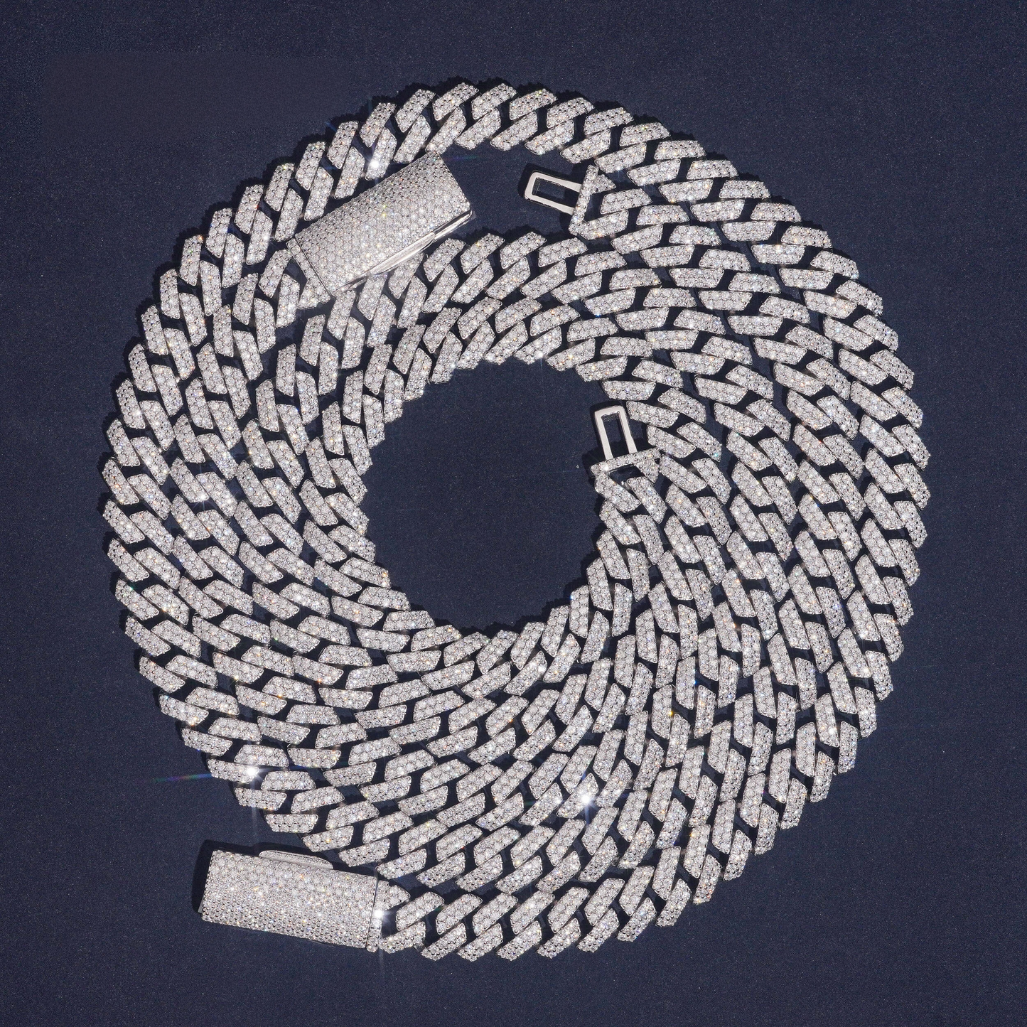 10mm Moissanite Cuban Link Chain